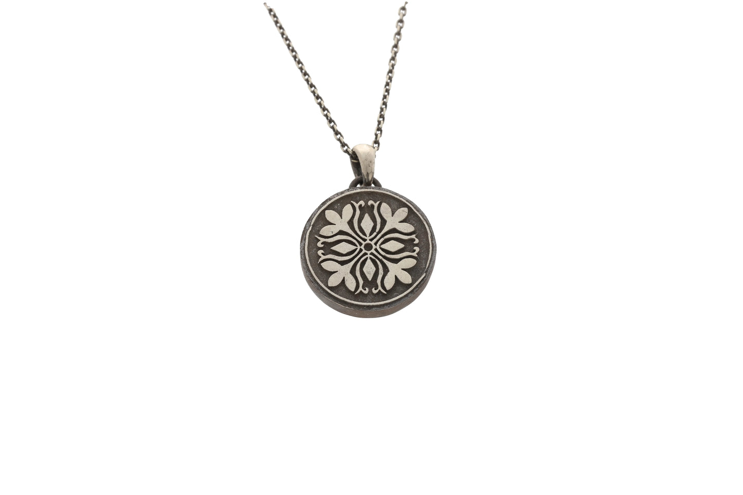 원형 단청 목걸이 Harmony (Harmony Dancheong Pendant) nawoljewelry