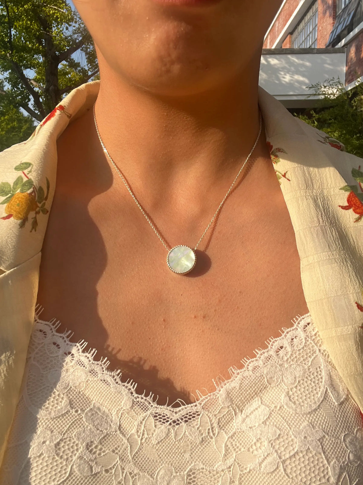 낮밤 목걸이 (Day & Night Pendant)